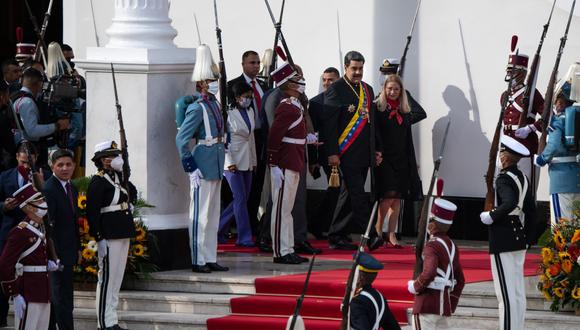El presidente de Venezuela, Nicolás Maduro, llega a la Asamblea Nacional el 12 de enero.