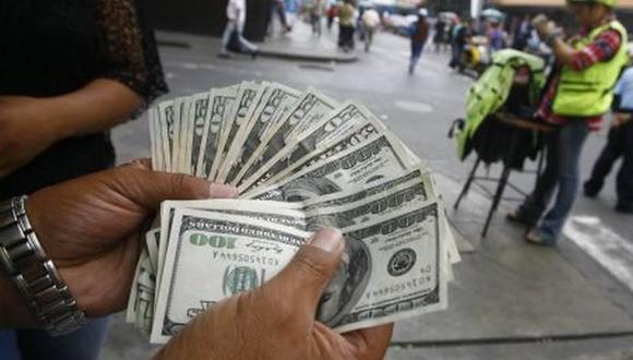 El precio del dólar en el Perú cerró la baja el último martes. (Foto: USI)