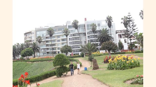 Barranco. Alquilar un departamento amoblado de una habitación (30 m2) cuesta US$ 434.1 y uno de tres habitaciones (65 m2), US$ 817.05.  (Foto: USI)