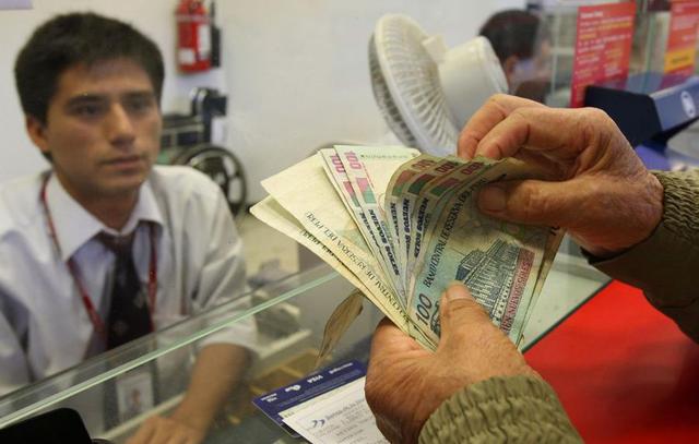 3. Cálculo de gratificación: la gratificación completa para trabajadores de la empresa privada se retribuirá siempre y cuando el colaborador haya laborado en la empresa en el último semestre. (Foto: Difusión)