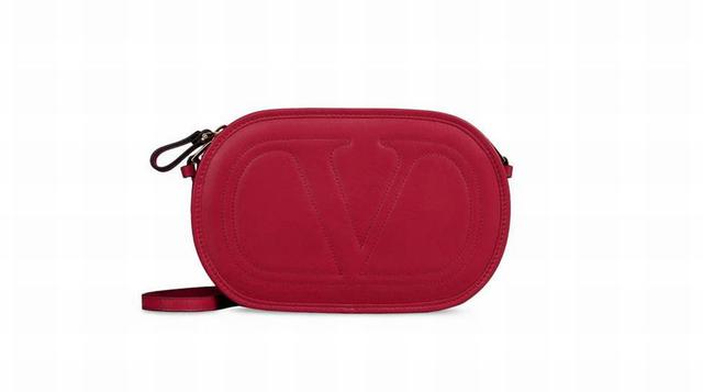 Un exclusivo Logo-Go de Valentino Garavani de 1,135 euros.  (Foto: Telegraph)
