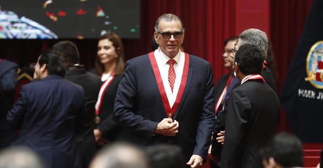 FOTO 3 | La Comisión Permanente del Congreso tendrá la primera sesión del año el lunes 6 de enero, anunció el Parlamento en su cuenta oficial de Twiiter.  La sesión fue convocada por el presidente de la Comisión Permanente, Pedro Olaechea, y se realizará a las 10:00 a.m. (Foto: GEC)