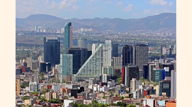 México, uno de los países con mayor producción cinematográfica en la región, es el cuarto país con las entradas más baratas: US$ 3.30. En México, el precio del ingreso a una sala de cine creció en 10 años un 139%, mientras que la inflación en ese mismo pe