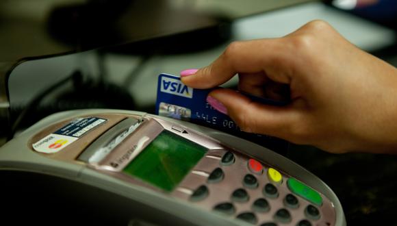 Visa cobra actualmente de 1.5% a 2.4% en tasas de intercambio de tarjetas de crédito, una tasa que el negocio está obligado a pagar con cada transacción. (Foto: Yael Rojas).