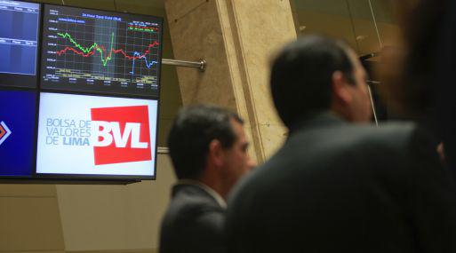 La capitalización bursátil, que indica el valor total de una empresa en el mercado, pasó de US$ 142,373 millones a US$ 162,011 millones en el último año, lo que representó un incremento anual de 13.8%, según datos de la BVL.