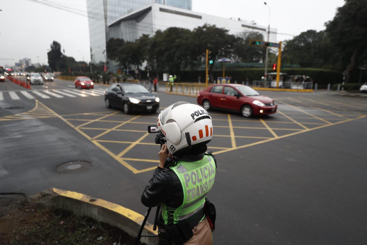 La segunda etapa de ‘pico y placa’ contempla cuatro ejes viales de la capital, luego que la Municipalidad de Lima dispuso excluir a la avenida Canadá. (Foto: GEC)
