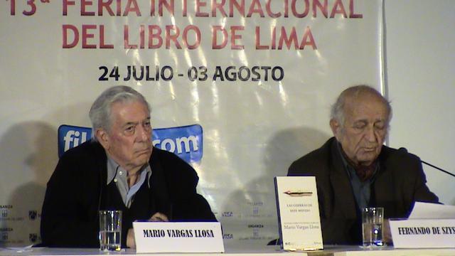 7. En la edición 13ª, la feria contó con la presencia destacados invitados como Mario Vargas Llosa, Premio Nobel de Literatura 2012.