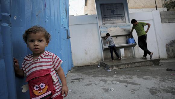 La directora, que acaba de regresar de un viaje a Gaza del que ha vuelto “horrorizada”, detalló que en 46 días 5,300 niños palestinos han muerto en los bombardeos. (Foto: EFE)