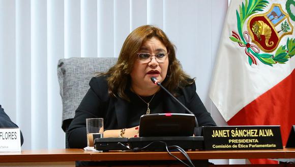 La congresista de Peruanos por el Kambio Janet Sánchez&nbsp;destacó la importancia de sacar adelante todos los casos acumulados en la Comisión de Ética. (Foto: Congreso)
