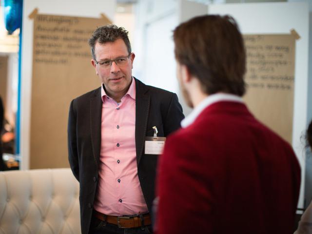 Foto 13: Odié a mi último jefe. Incluso si trabajabas en una empresa llena de gente mediocre, guárdatelo para ti mismo y describe una experiencia positiva. Quieren saber si eres bueno(a) para la organización, no sobre tu  odio del pasado.