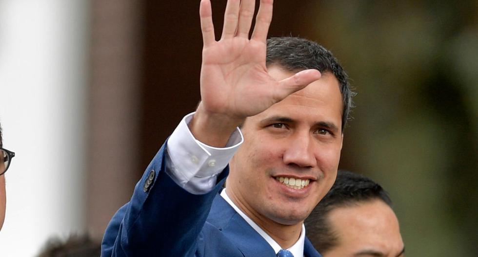 Juan Guaidó también habló “en nombre de los presos políticos que han sacrificado mucho para tener hoy este símbolo” (la llave de Madrid). (Foto: AFP)