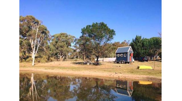 TINY ABODE. Esta casa portátil es la más pequeño de Down Under y fue construida por Rebecca Benson y Reece Brennan.