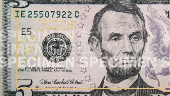 Algunos números de serie de los dólares cuentan con una estrella al final (Foto: Monedas y billetes/YouTube)