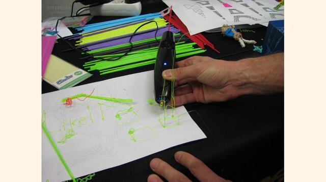 En el campo del diseño, 3Doodler presentó su nuevo lápiz profesional para impresiones 3D: 3Doodler PRO. Esta nueva herramienta, permitirá a los diseñadores trabajar con materiales como madera, cobre, bronce, nylon y policarbonato.