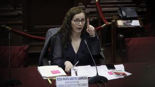 Comisión de Constitución rechaza censura contra Rosa Bartra en debate sobre adelanto de elecciones