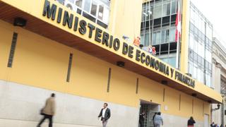Fitch: Perú queda con pocos recursos para defender la economía de futuros choques  