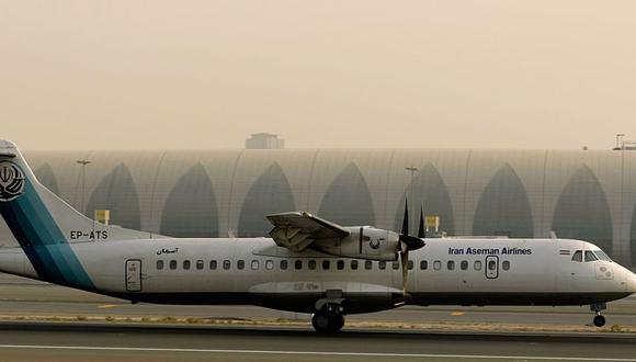Un avión de Aseman Airlines cayó cerca de su destino en la ciudad sureña iraní de Yasuj. (Foto: AFP)