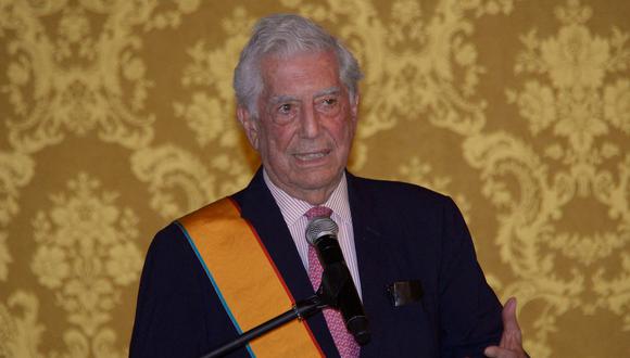 Mario Vargas Llosa presentó su candidatura a la Academia Francesa en octubre del 2021. (Foto: RODRIGO BUENDIA / AFP)