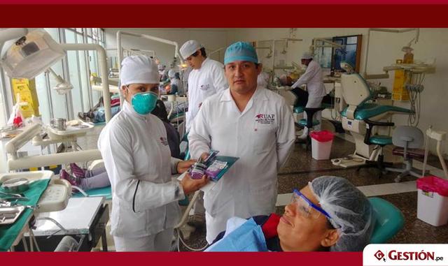 Puesto 7.  Los que estudiaron Estomatología en la Universidad Alas Peruanas, en todas sus sedes,  tienen un sueldo promedio de S/ 1,694.