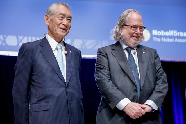 Los ganadores del premio Nobel de Fisiología o Medicina 2018 han sido los investigadores James P. Allison y Tasuku Honjo, también conocidos como "padres de la inmunoterapia".