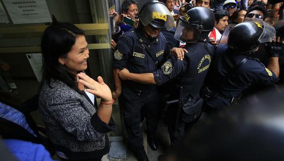 Keiko Fujimori fue detenida en la fiscalía de lavado de activos.