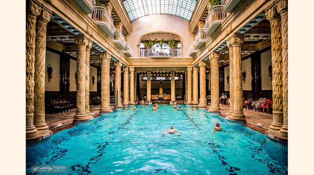 Baños Termales Gellert, Son los baños públicos más famosos del mundo y están ubicados en una de las más hermosas e históricas ciudades del norte de Europa: Budapest, Hungria. (Foto: blog.goplaceit)