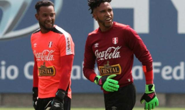 FOTO 10 | El arquero Carlos Cáceda, quien se habría impuesto al de Alianza Lima Leao Butrón, tiene un valor de mercado de 450,000 euros. Butrón apenas alcanza 100,000 euros (Foto: Andina)