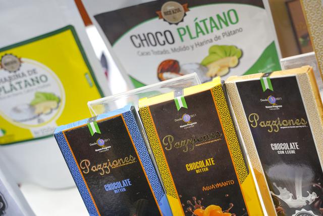 Exhibición de productos alimentarios elaborados en nuestro país.(Foto: Difusión)