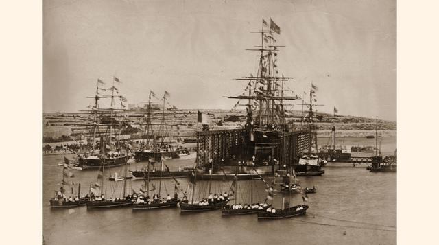 Los estudios para el plan de construcción del canal de Napoleón comenzaron en 1799, pero un error de cálculo de los ingenieros en la medición mostró que los niveles del mar entre el Mediterráneo y el Mar Rojo eran muy diferentes como para que un Canal fue