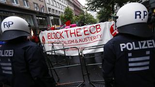 Alemanes salen a las calles en protesta contra medidas de austeridad