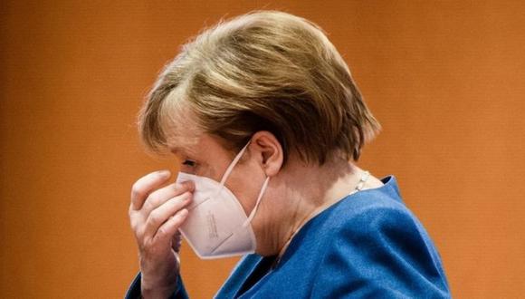 El “Politbarometer” de la televisión pública ZDF sitúa al bloque conservador en una intención de voto del 28%. Siete puntos menos que hace un año, cuando Alemania respondía mejor que otros europeos a la pandemia y Merkel aparecía revalorizada como líder. (EPA).