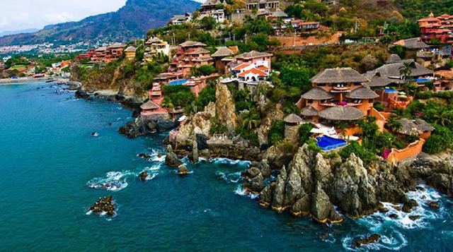 Zihuatanejo (México). Las playas están acompañadas de numerosos resorts de lujo para acoger a las parejas de luna de miel. (Foto: Packing)