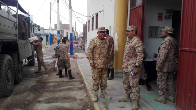 El Comando Conjunto llegó hasta las zonas afectadas para brindar ayuda a los damnificados. (Foto: Comando Conjunto)