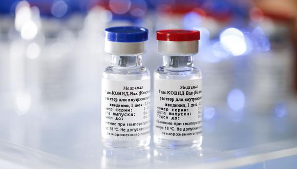 La declaración llega horas después de que las farmacéuticas Pfizer y BioNTech anunciasen que su vacuna candidata tiene una efectividad de más del 90%. (Foto: AFP).