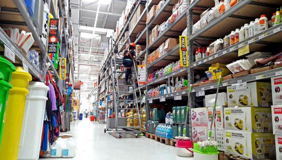 "La tendencia del sector retail en el mercado peruano es mantener tasas de crecimiento constante", dijo el ministro Raúl Pérez-Reyes. (Foto: Difusión)