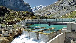 Cerremos el Ministeriode Energía y Minas