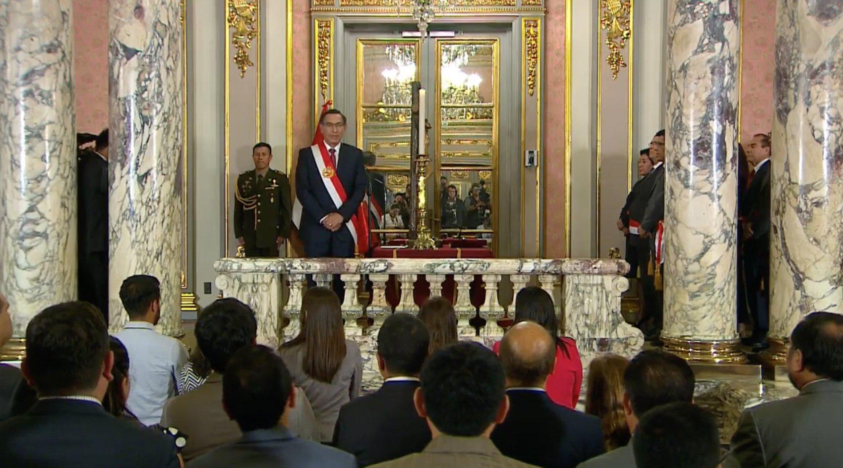 Presidente Martín Vizcarra tomó juramento a cuatro nuevos ministros de Estado. (Foto: Presidencia Perú)