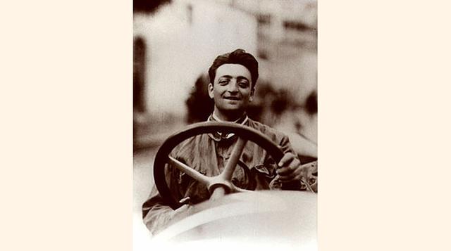 Un día fue a quejarse directamente con Enzo Ferrari por una falla que encontró en su auto. Este lo ninguneó y Lamborghini se propuso crear su propia marca para superarlo. Dos meses después, presentó su primer modelo en Turín, el Lamborghini 350 GTV. (Foto
