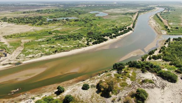 Limpieza permitirá evitar eventuales desbordes del río Piura que pueda afectar a la población y las tierras agrícolas de las zonas, tal como sucedió en el 2017. Foto referencial.