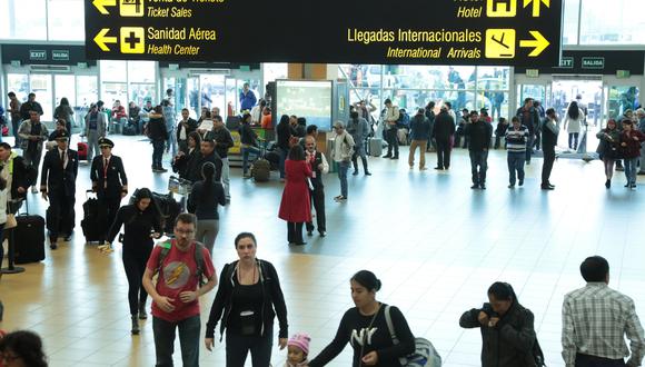 Indecopi realizó también cuatro supervisiones presenciales en el Aeropuerto Jorge Chávez debido a reprogramaciones y cancelaciones de vuelos de Peruvian Air Lines.&nbsp;(Foto: GEC)