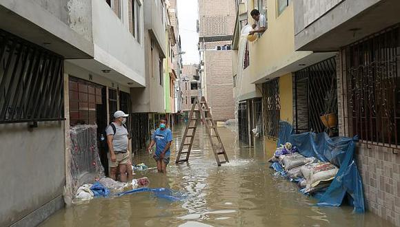 La medida busca beneficiar a todos los pobladores que viven en las zonas que resultaron afectadas por el aniego en SJL. (Foto: GEC)