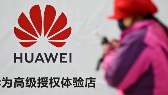 Estados Unidos acusó a Meng Wanzho, la directora financiera e hija del fundador de Huawei, de violar las sanciones económicas que deben aislar a Irán (Foto: AFP)