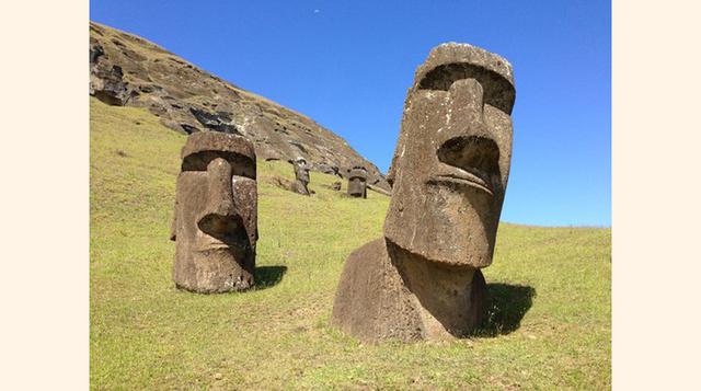 Rano Raraku, Isla de Pascua, Chile, “¡Si deseas ver una estatua que no haya sufrido alteraciones desde que fue creada, debes ir a Rano Raraku! Mágico.”