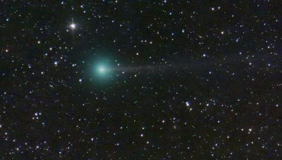 Esta imagen publicada por la NASA el 6 de septiembre de 2023 muestra al cometa Nishimura en un lugar no revelado en el espacio. Este pequeño cuerpo rocoso y helado, cuyo tamaño exacto aún no se conoce, toma su nombre de un astrónomo aficionado japonés, Hideo Nishimura, que lo observó por primera vez el 11 de agosto de 2023 (Foto: Dan Bartlett / NASA / AFP)