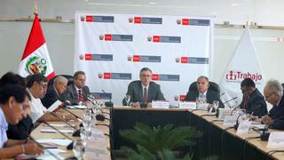 Ministro Alfonso Grados presentó 19 propuestas para revisar la legislación laboral