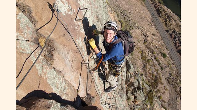 Existen dos vías de acceso para llegar a Skylodge: la clásica vía ferrata, pasando por el puente colgante; o el camino intrépido del zipline y su tirolesa.