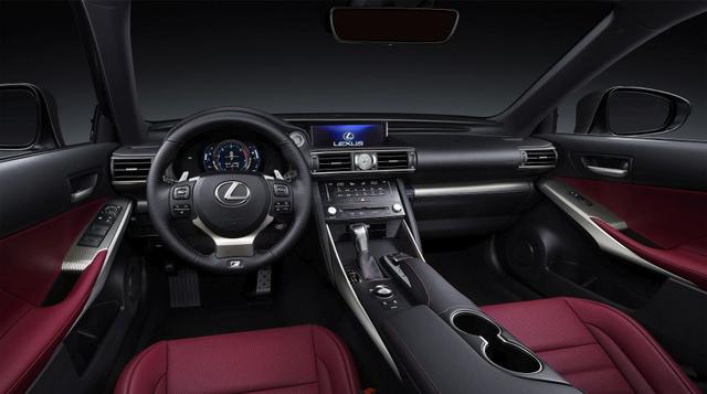 Esta nueva generación es mucho más espaciosa (15mm. más de largo) e incorpora dentro de su gama de colores exteriores dos opciones nuevas: azul oscuro y negro grafito.