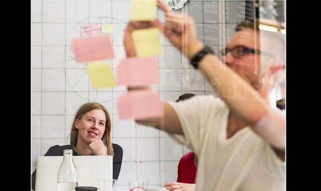 Fotos 3 | Ejercicio 3: Impulsividad. Reflexiona sobre un incidente reciente ante el que respondiste con tanta impulsividad que hasta tú mismo te sorprendiste. ¿De qué manera se relaciona ese incidente con algo que te sucedió en el pasado? ¿Por qué es esa 