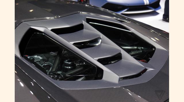 Lamborghini estima su velocidad máxima en los 350 km/h. (Foto: Megaricos)