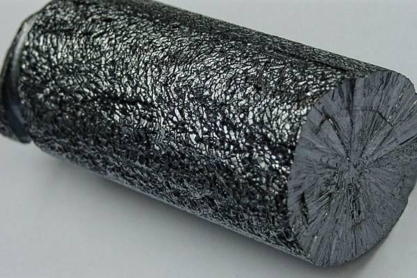 Las propiedades fisicoquímicas de este material pueden manipularse actuando sobre la orientación y la distribución de los huecos en la estructura monocapa de átomos de boro.